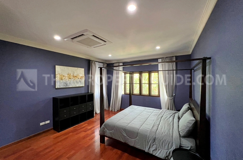 House with Private Pool in Sukhumvit 